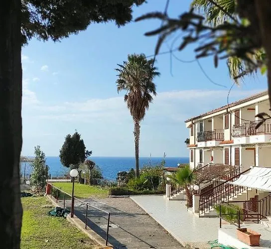 Lejlighedshotel Vardano 3*