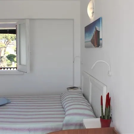 Apart Otel Vardano