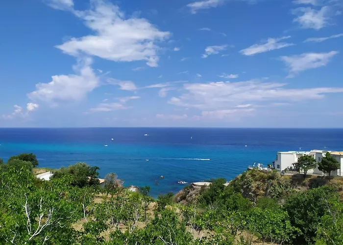 Vardano Aparthotel 3*